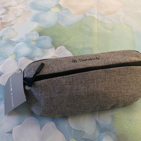 UNITED AIRLINES UA Therabody Cross Body Bag Business Class Amenity Kit - Picture 1 of 3